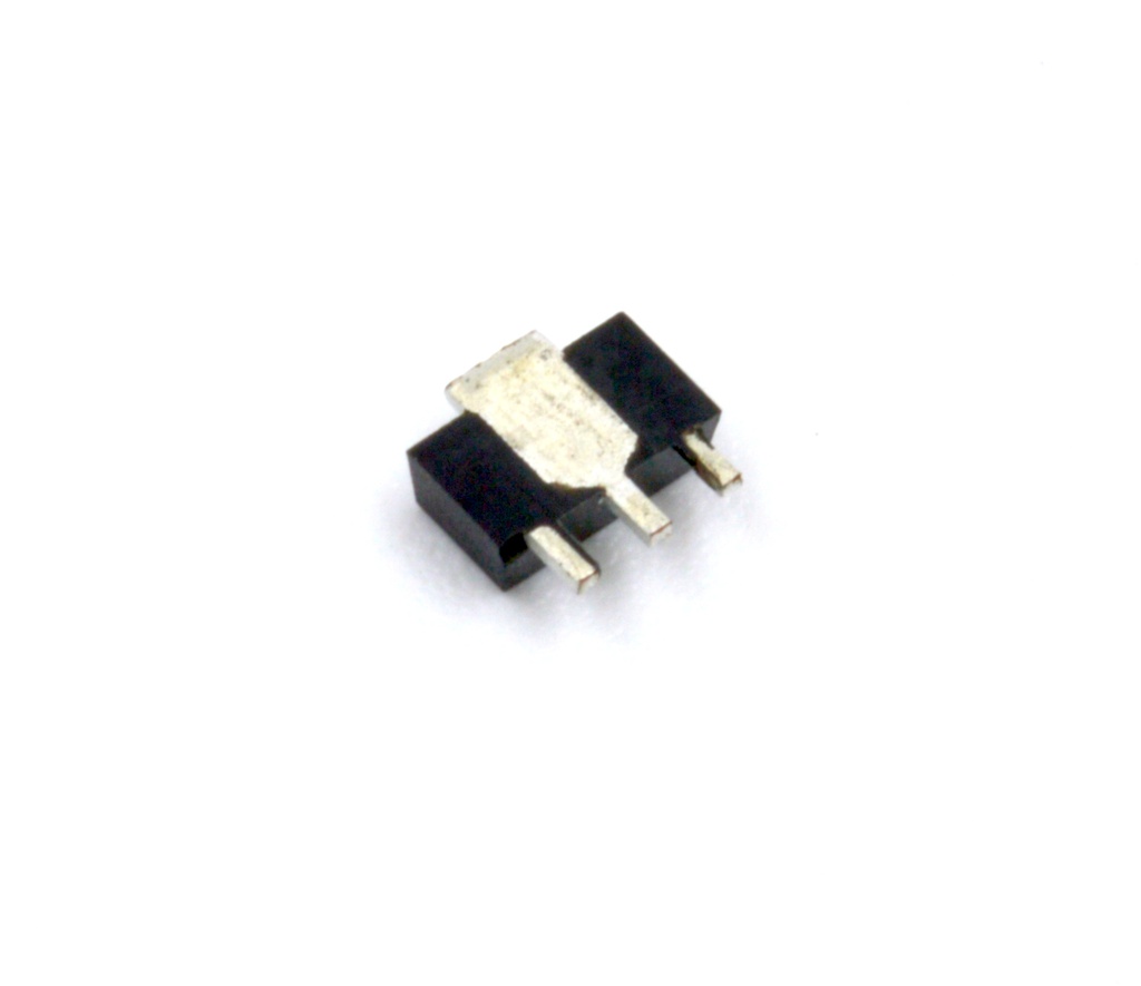 LM7805 Regulador de tensión SMD SOT-89 1A